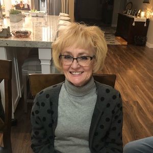 Meet your Posher, Traci